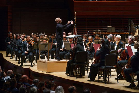 Yannick Nézet-Séguin conduisant le Philadelphia Orchestra